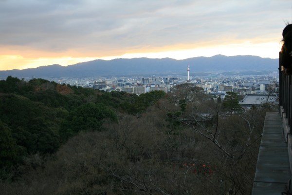 山間
